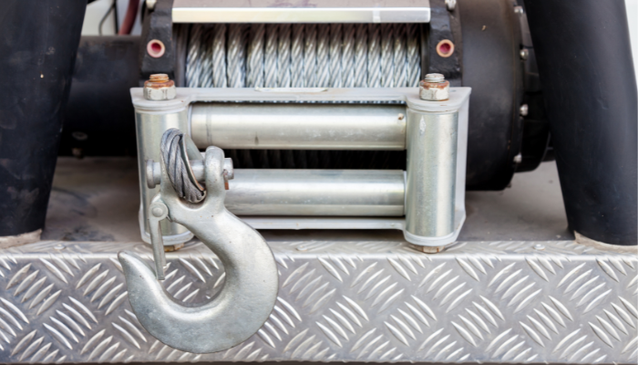 طراحی و ساخت تجهیزات سفارشی‌سازی‌شده برای صنایع نفت، گاز و پتروشیمی